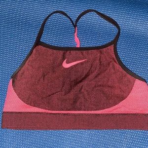Nike Girls Sports Bra Large